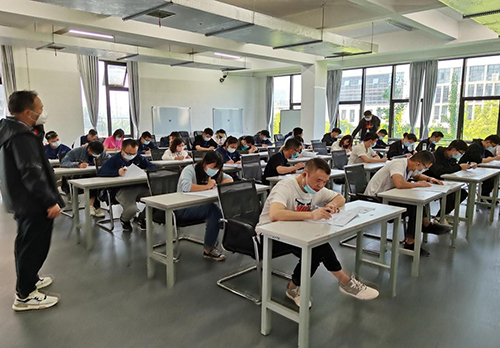 太阳城手机版登录入口组织开展职业技能等级认定考试