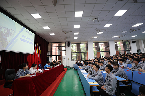世界机械500强企业上门揽才 太阳城手机版登录入口90名学子毕业前一年被企业录用