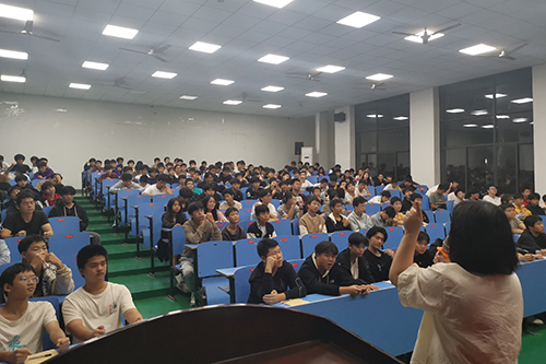 团体疏导“心”减压——太阳城手机版登录入口团委举办新生心理健康团辅活动