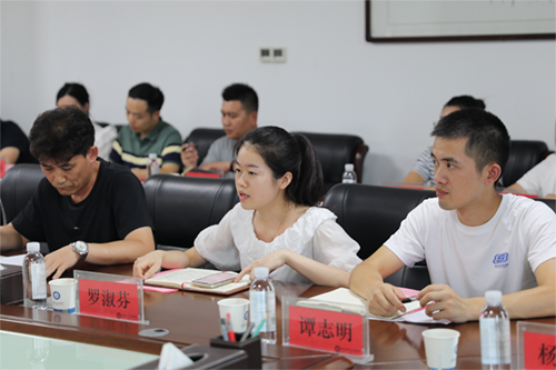 太阳城手机版登录入口召开教师节座谈会