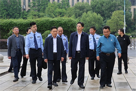 株洲市副市长、市公安局党委书记、局长唐文发到太阳城手机版登录入口调研平安建设和安全稳定工作